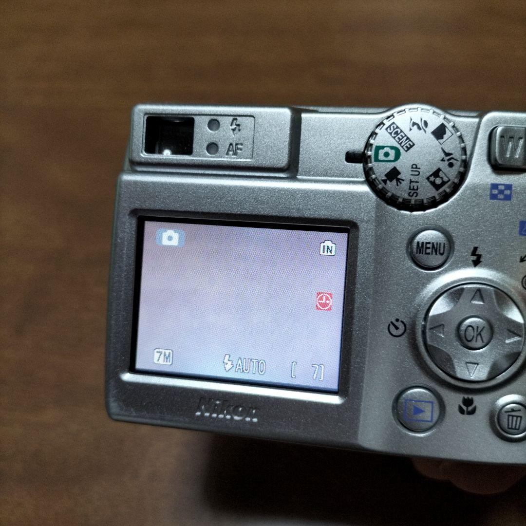 Nikon COOLPIX7600 コンパクトデジタルカメラ