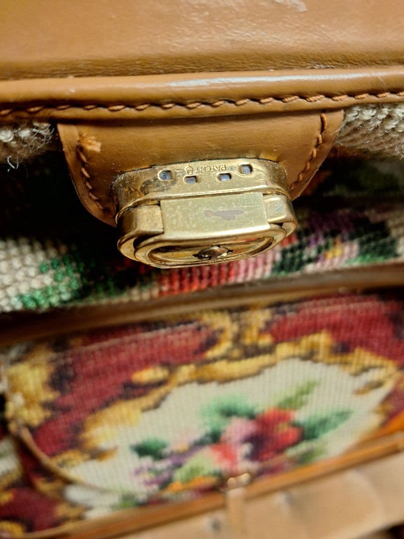 アンティークゴブラン花柄刺繍 ボストンバッグ