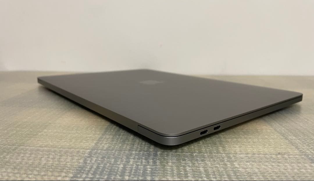 c*o様 美品 MacBook Pro 2K i7/16GB/512GB バッテ