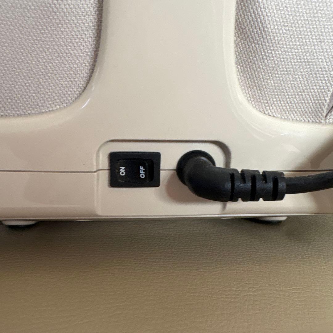 HOT AIR Roomy more足温器 ホワイト アイボリー