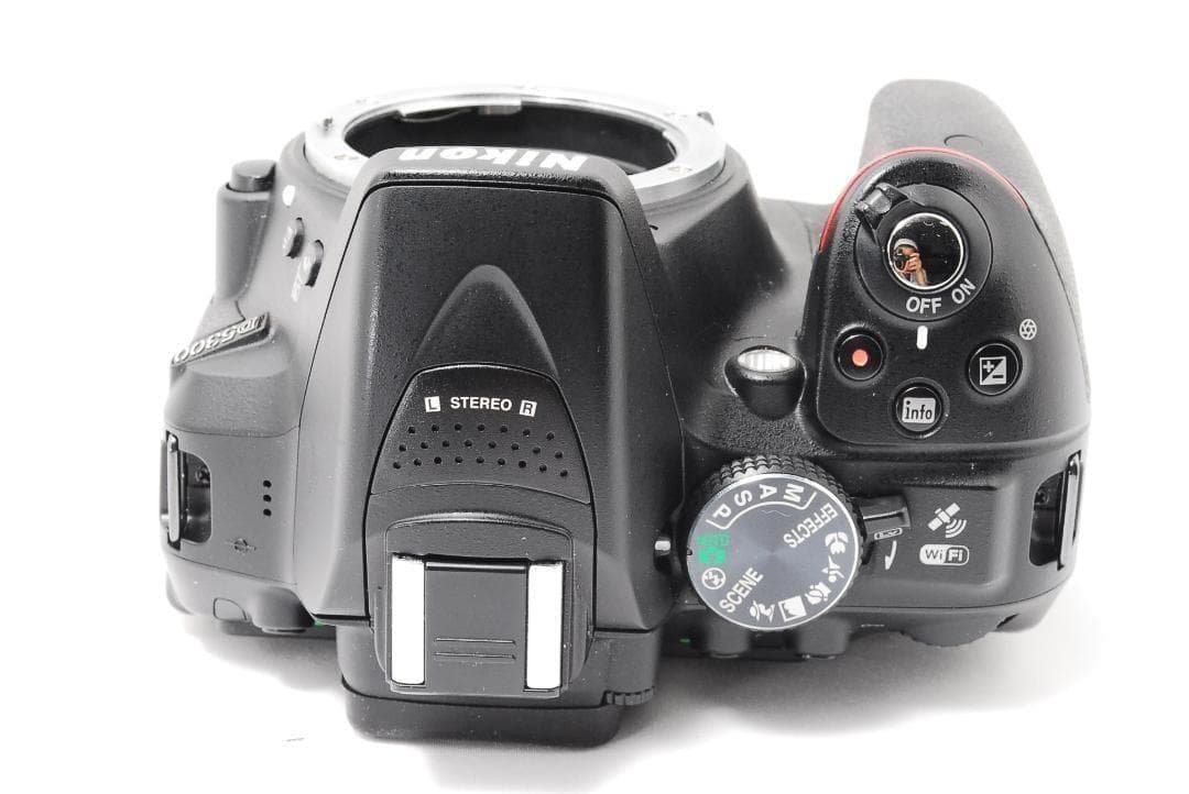 Nikon D5300 一眼レフカメラ スマホ転送 届いてすぐ使える♪