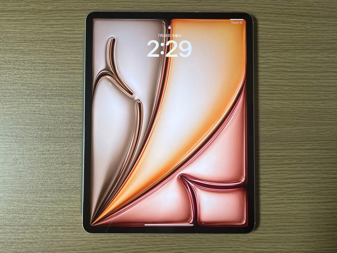 ピキ　iPad Air 13inch M2 128gb Cellular