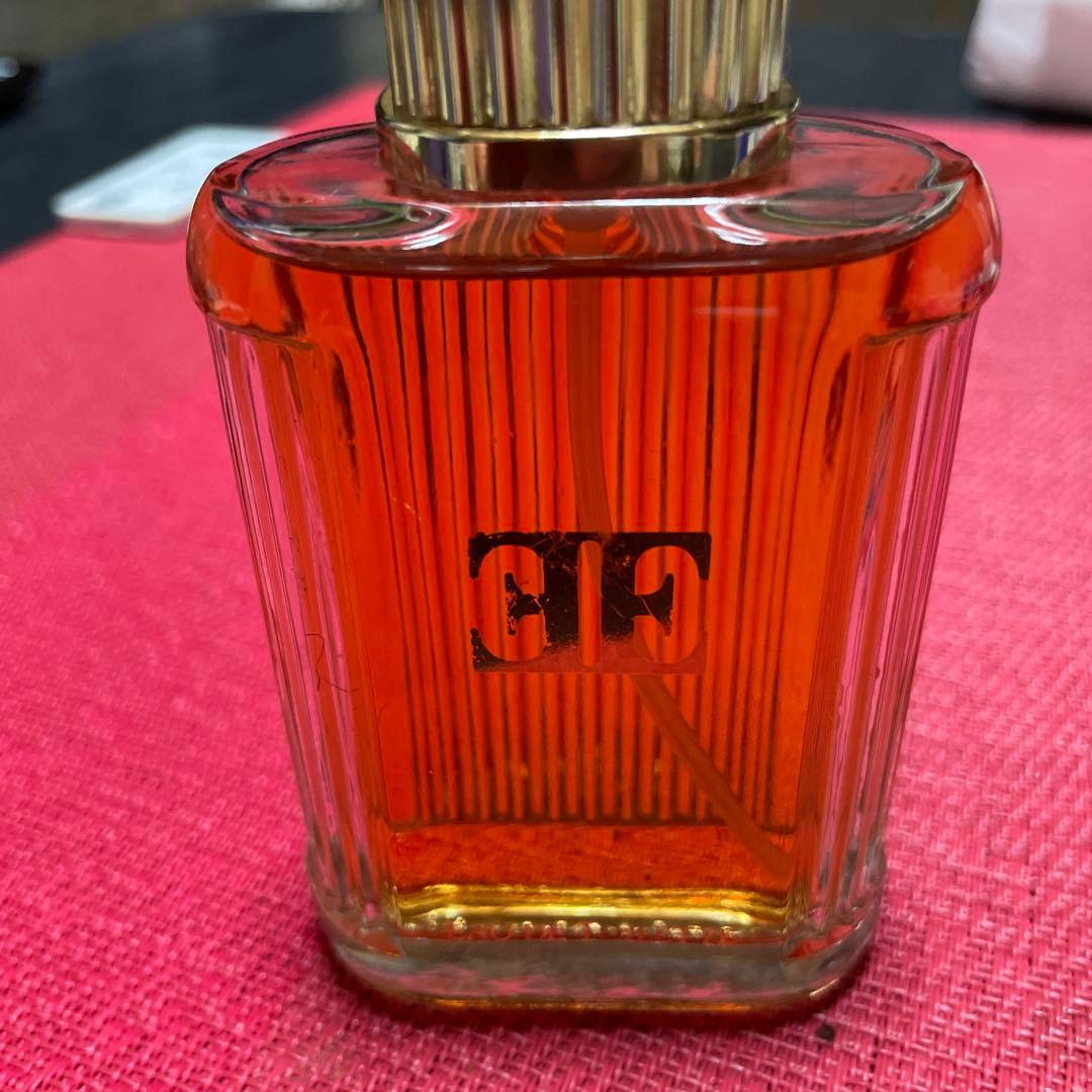 Escada Pour Homme 男性用香水