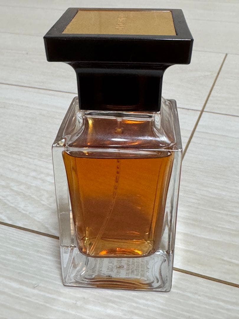 2回のみ使用　TOM FORD 50ml エベーヌ　フュメ　トムフォード　正規品