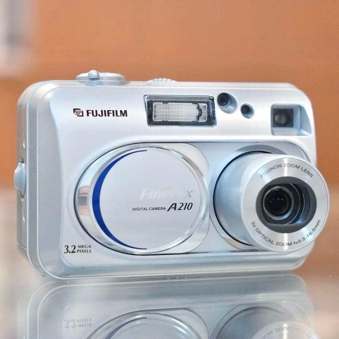動作品 コンデジ 平成レトロ CCD FUJIFILM FinePix A210