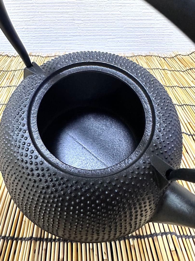 新品、供箱、栞付　南部文秀堂造　１２型 ＩＨ機器対応モデル　南部鉄瓶　南部鉄器