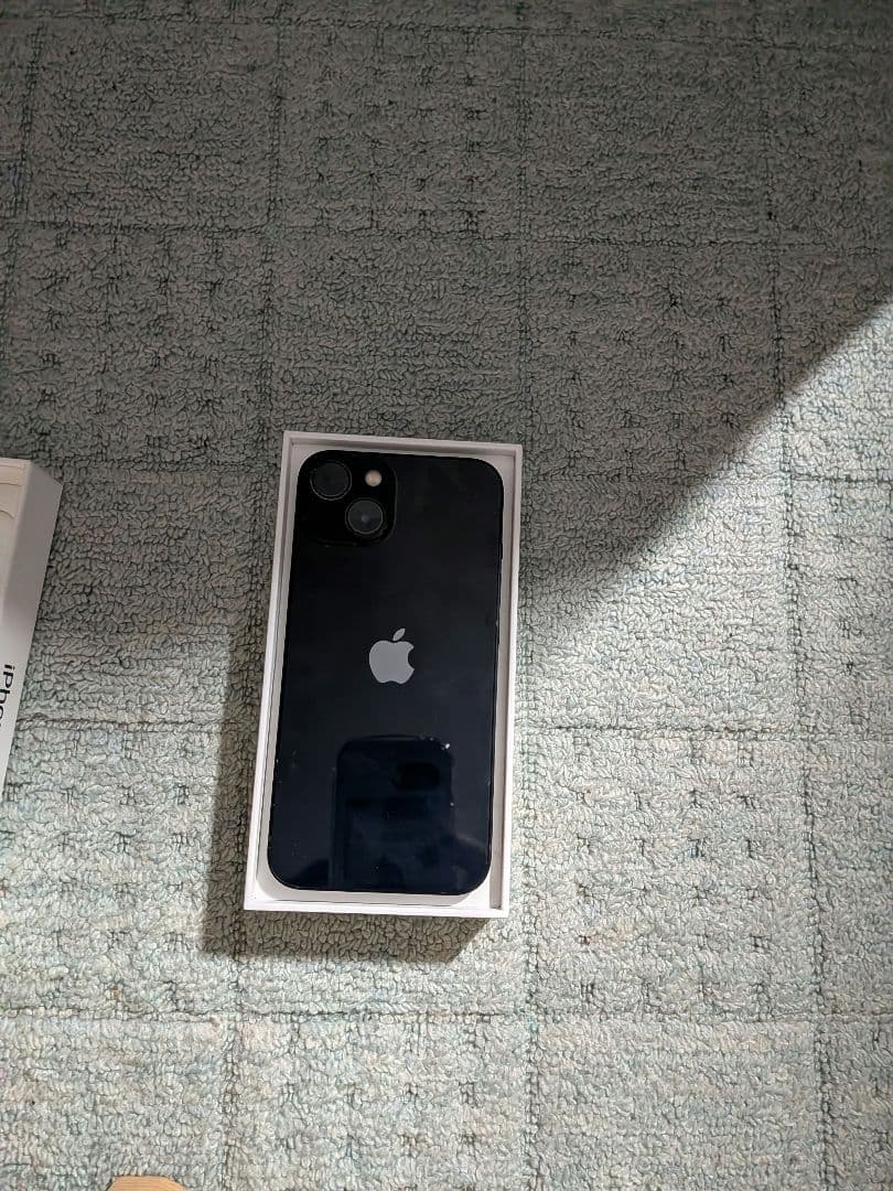 Apple iPhone 13 ブラック 本体のみ　箱あり