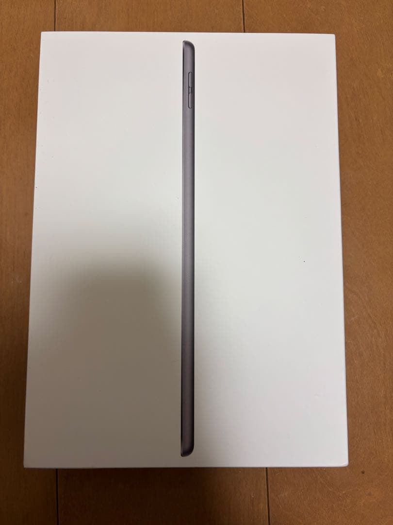 【美品】Apple iPad 無印第9世代　スペースグレー 本体