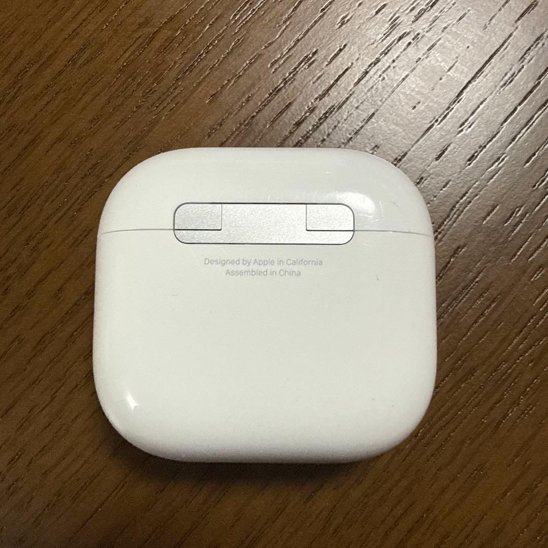 Apple AirPods4 A3058 ノイズキャンセリングなし