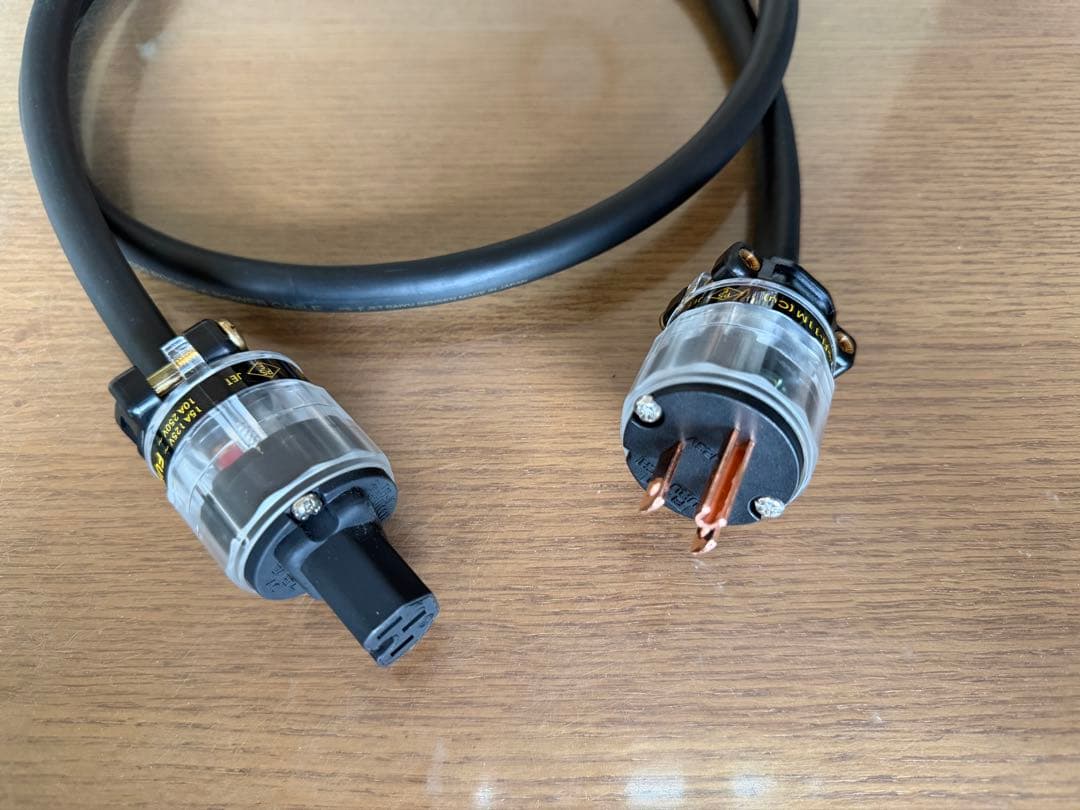 自作電源ケーブル Furutech ＋ SAEC