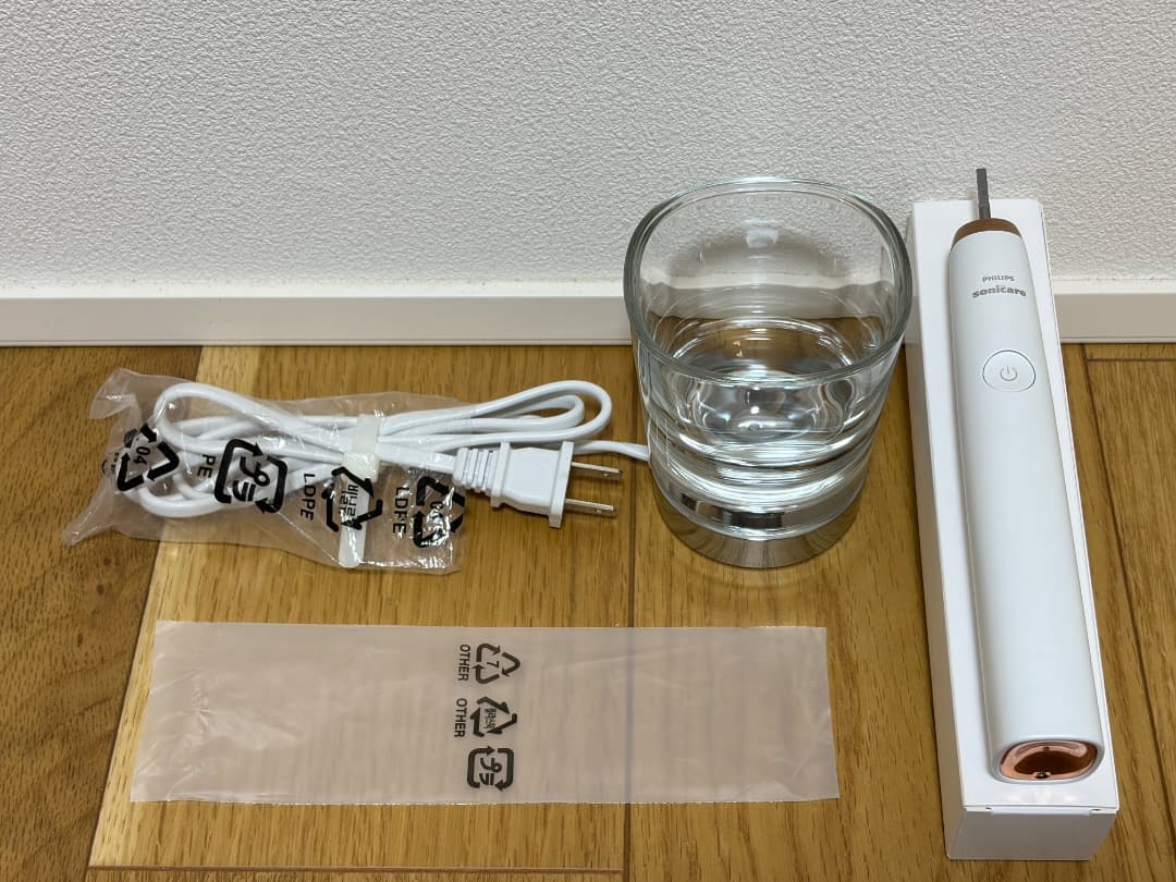 フィリップス ソニッケアー　ダイヤモンドクリーン HX9399 ホワイト