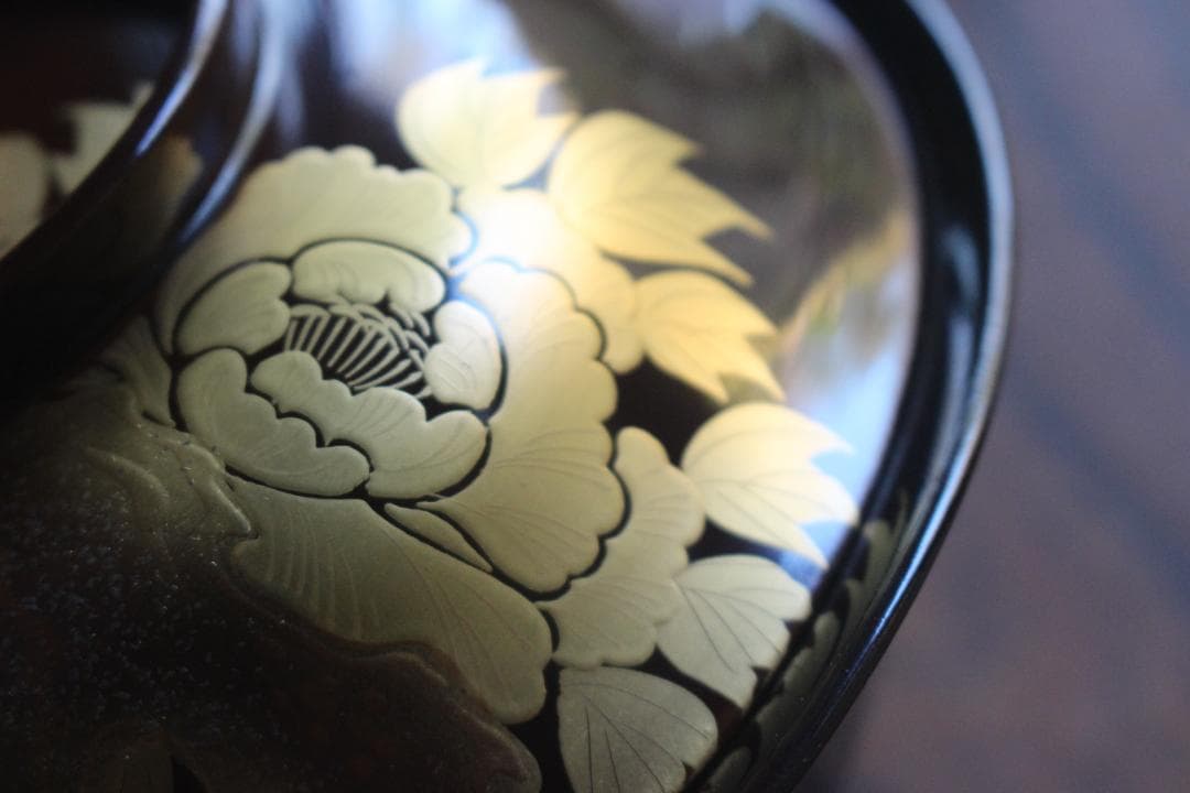 時代逸品！風情ある栗色漆に極上牡丹蝶蒔絵の映える大椀2点（検輪島塗蒔絵椀雑煮椀