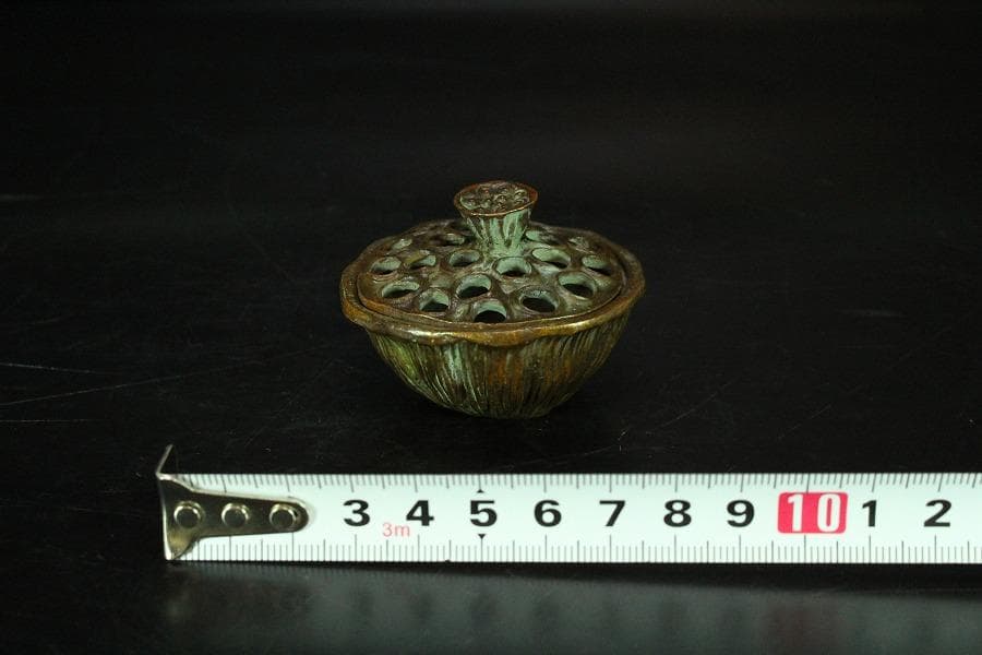 古銅 蓮 香炉 小 φ5.5cm 香道具 在銘(K-YC358)