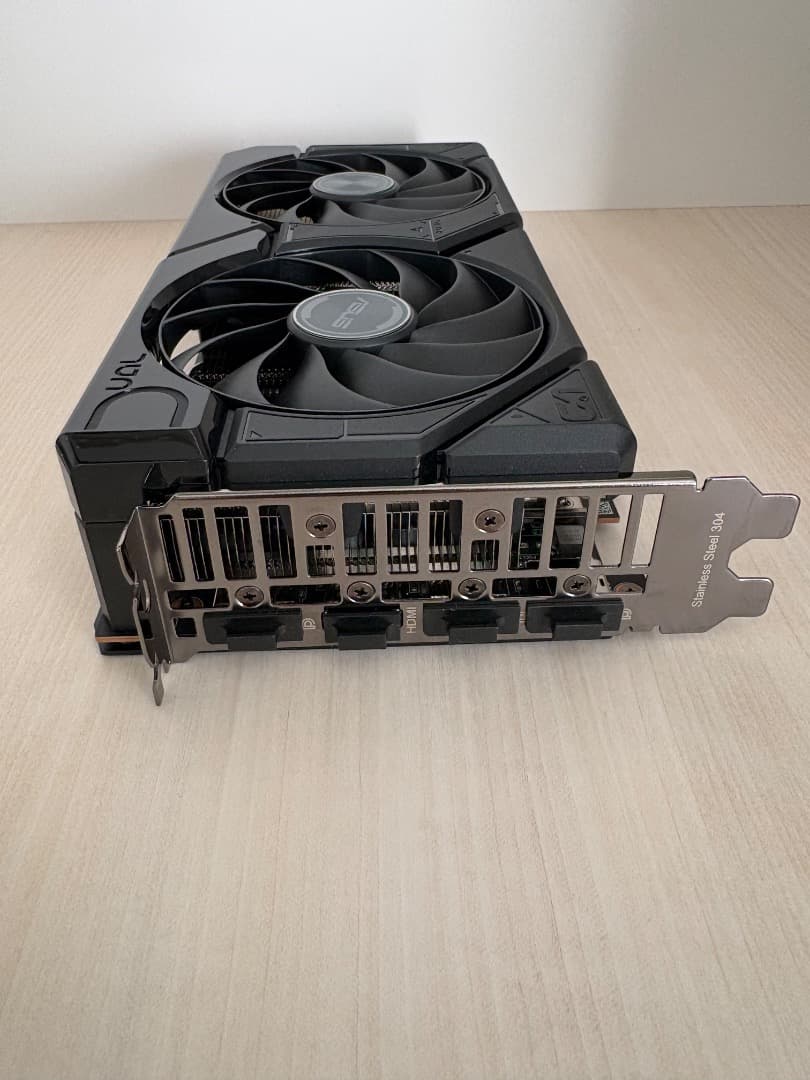 グラフィックボード・グラボ・ビデオカード ASUS RX 7600 EVO OC Edition 8GB GDDR6