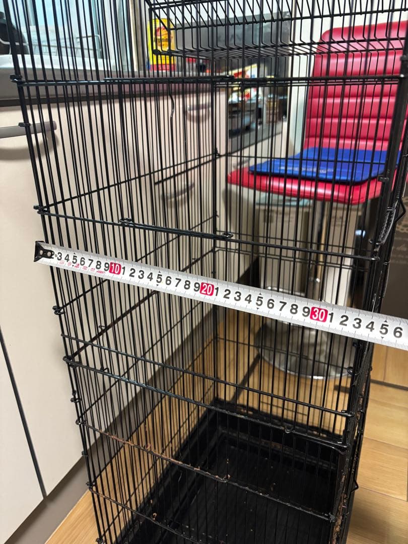 黒いメタル鳥かご 高さ約100cm