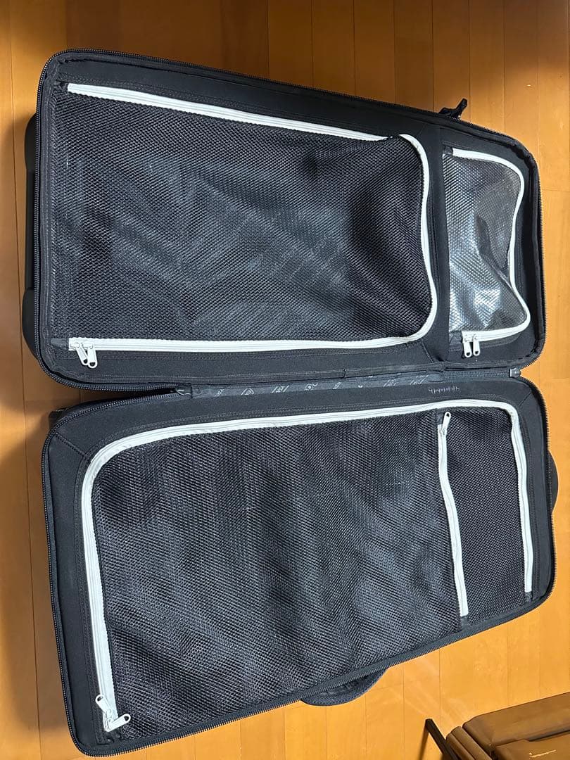 BURTON トラベルバッグ