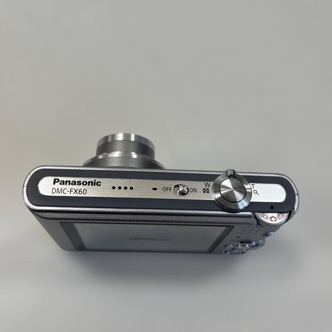 Panasonic LUMIX DMC-FX60 シルバー