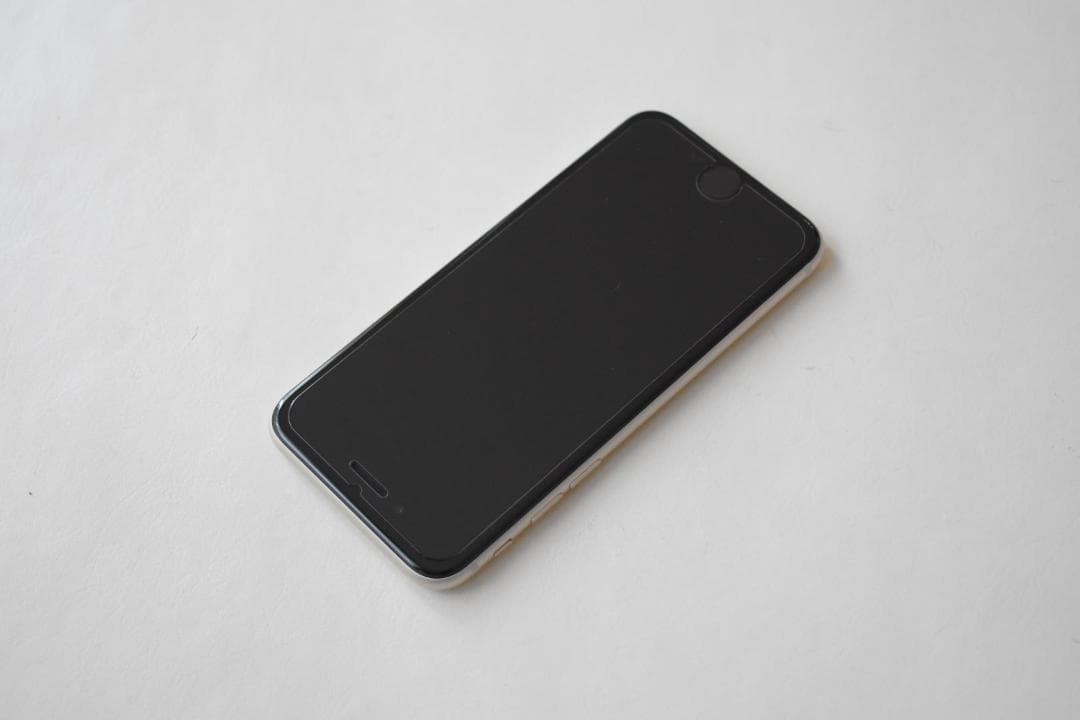 iPhone SE 第3世代 256GB スターライト