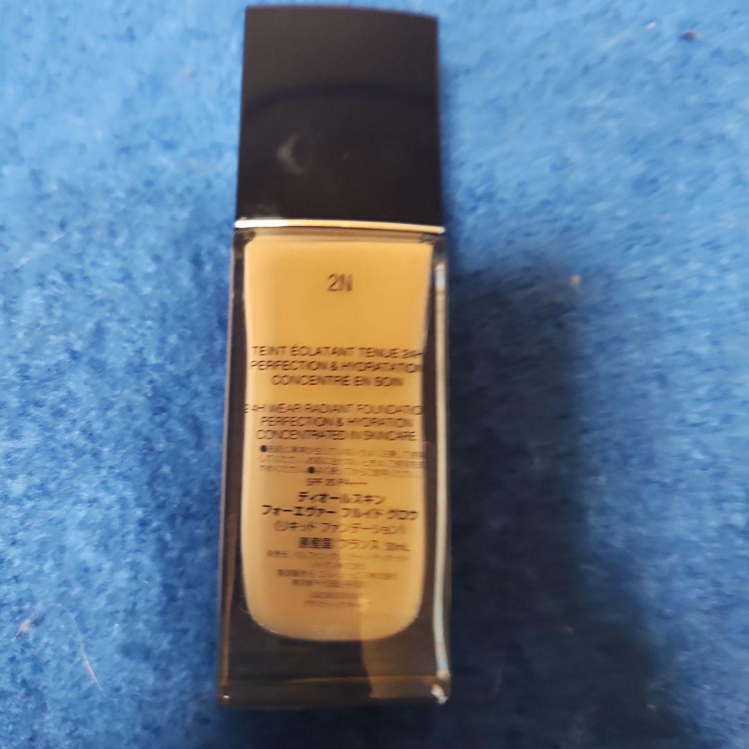 Dior Forever Skin Glow 2 + パウダー2個 ルミナイザー