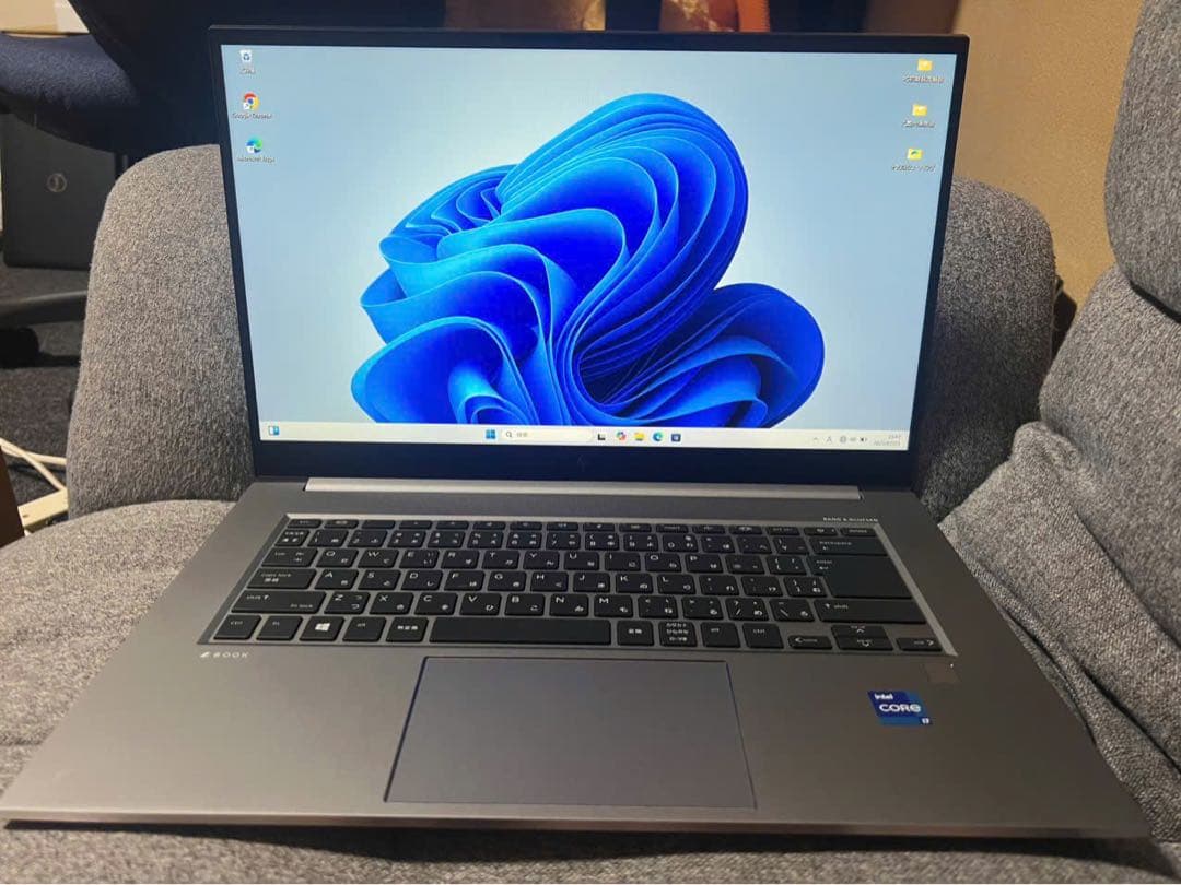 ノートPCケース HpZbook Studio G8 i7-11800H/Nvidia T1200