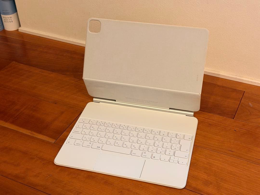 iPad Pro（第5世代） 12.9インチ　Magic Keyboard付き