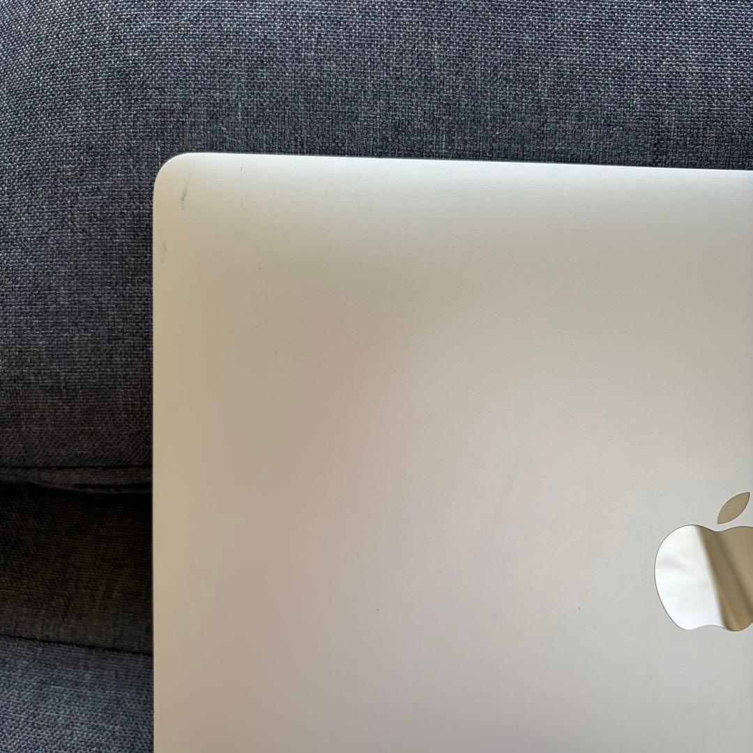 MacBook Pro 13インチ M1 8GB/256GB シルバー
