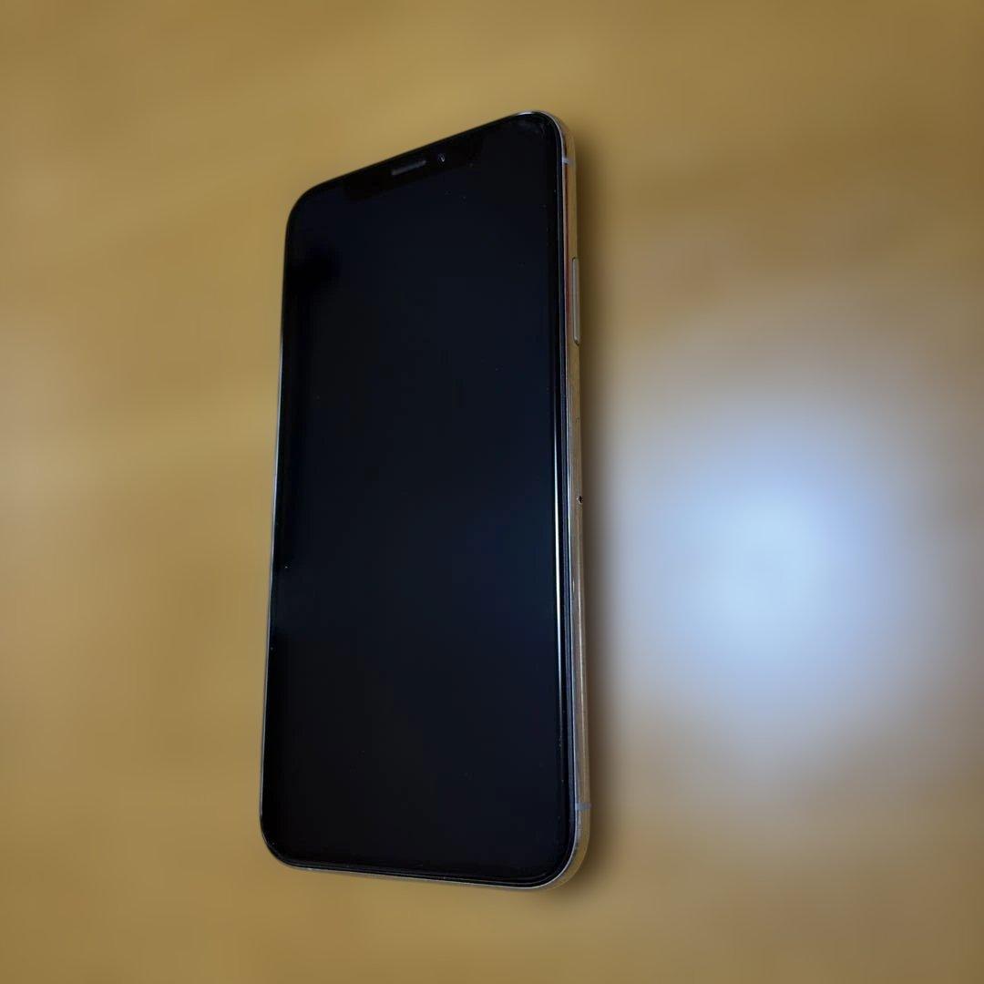 Apple iPhone XS シルバー 本体