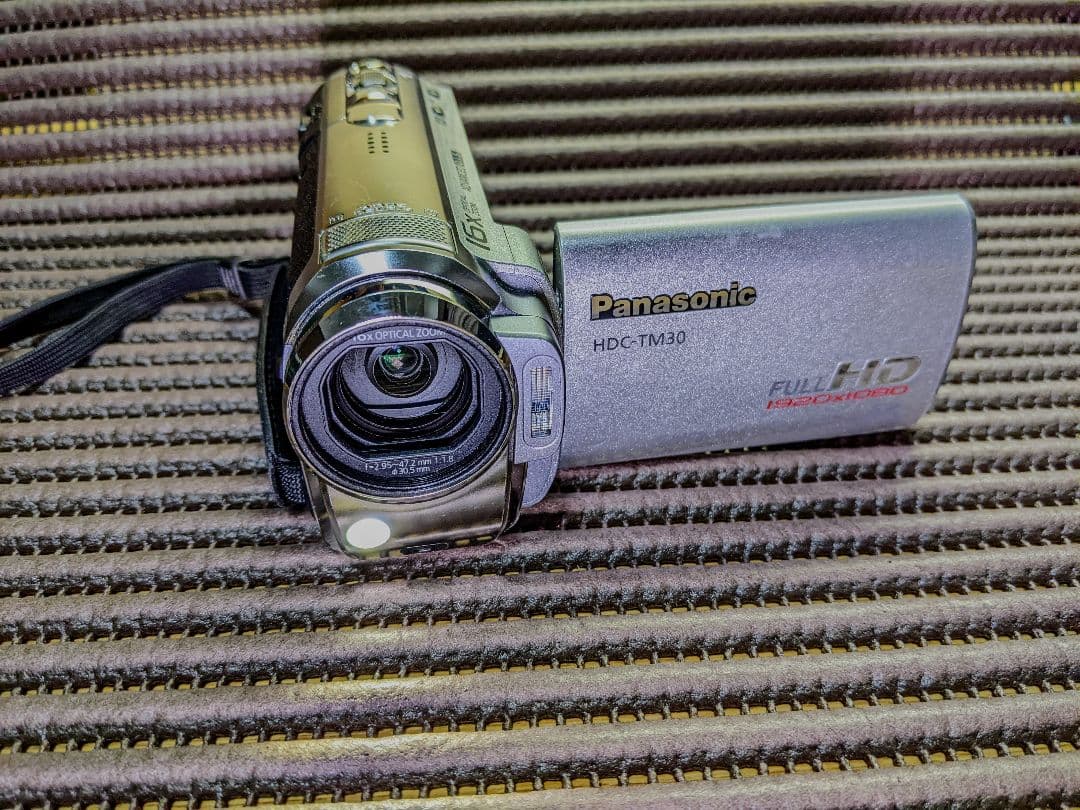 パナソニック Panasonic HDC-TM30 ビデオカメラ
