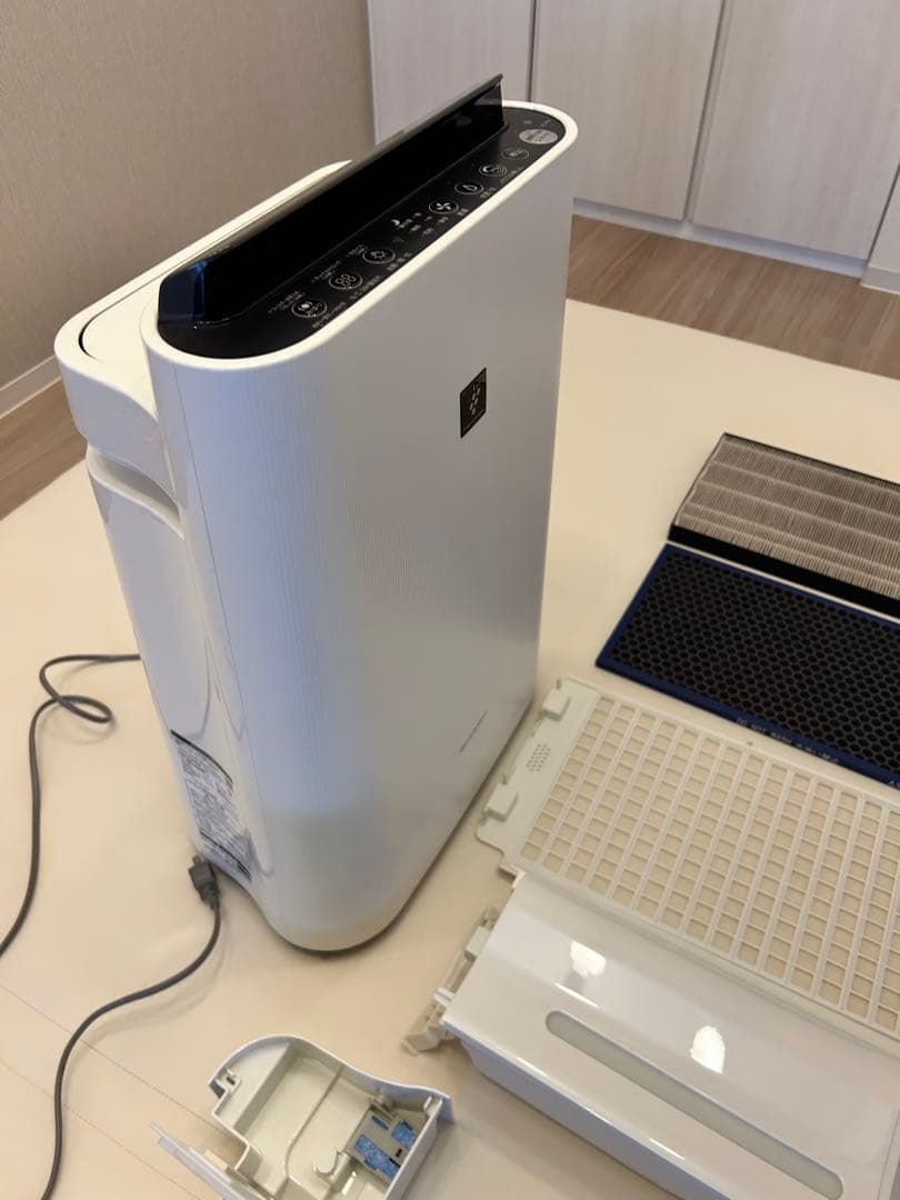 シャープ　SHARP 空気清浄器　加湿器　KC-E50-W 2015年製