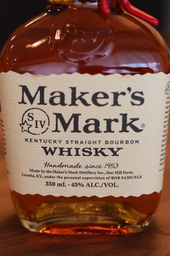 マフラーセーター付きMaker's Mark バーボンウイスキー 350ml新品