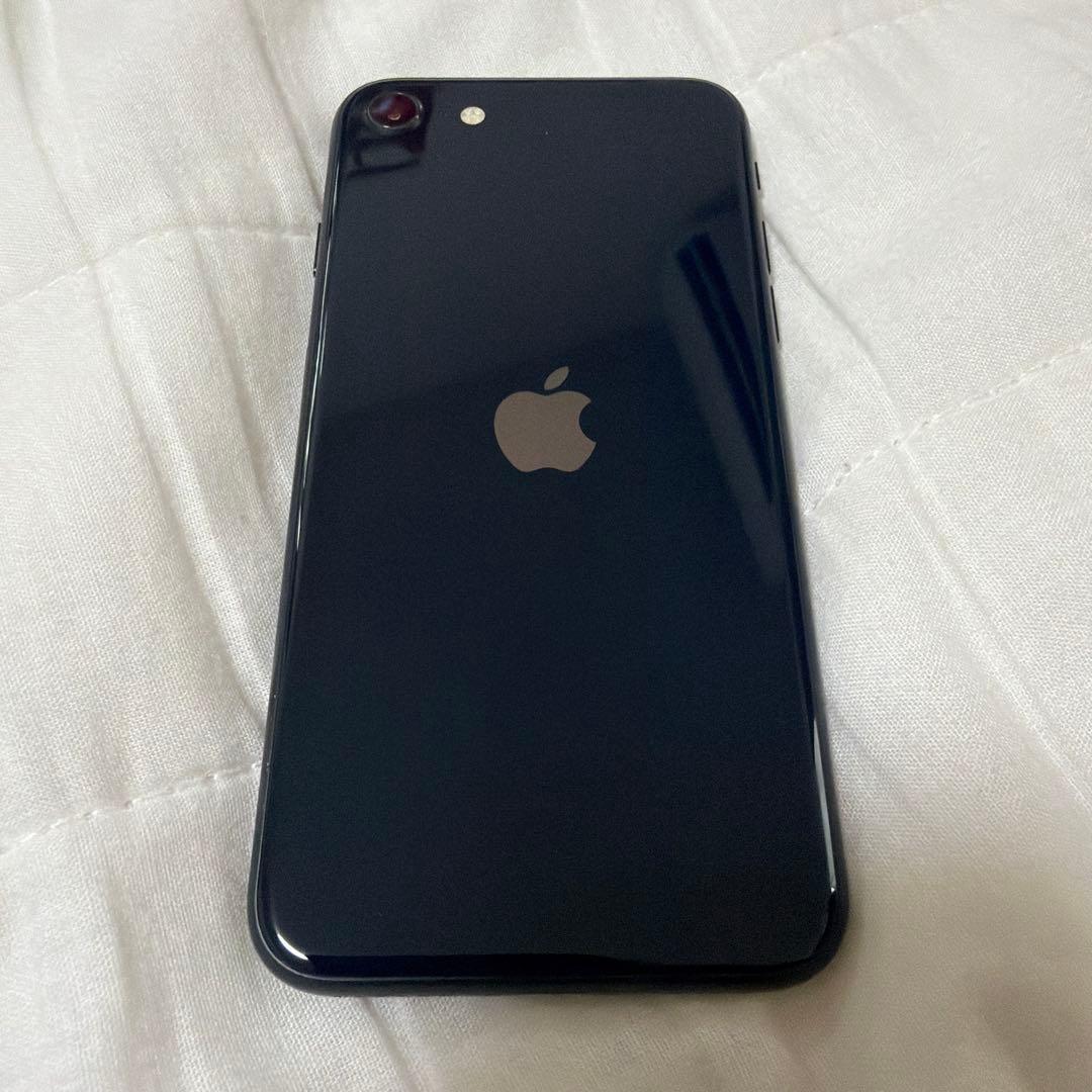 iPhone se 第3世代 128GB スマートフォン