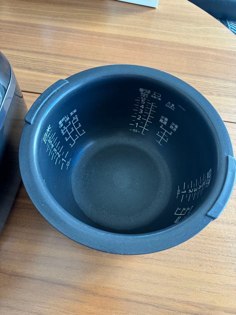 タイガー圧力IH炊飯器<炊きたて>5.5合　JPI-S型　22年製　ブラック