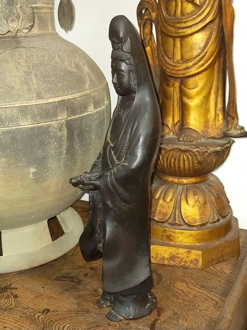 ♥銅製　観音像　在銘　高３２８ｍｍ　観音様　ブロンズ像　仏像　骨董　古玩