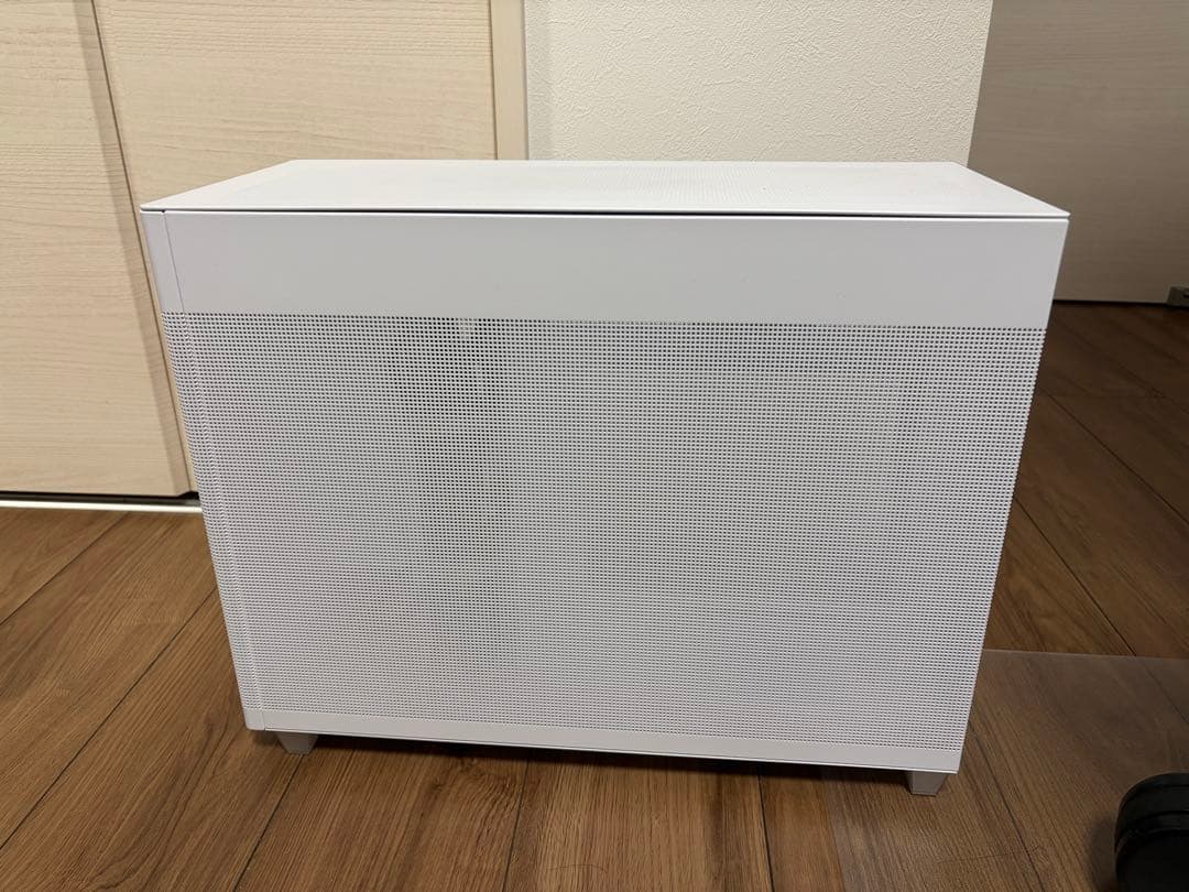ASUS PRIME CASE AP201 ホワイト