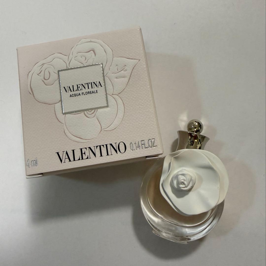 VALENTINA PINK 50ml 香水 ミニ香水4ml セット