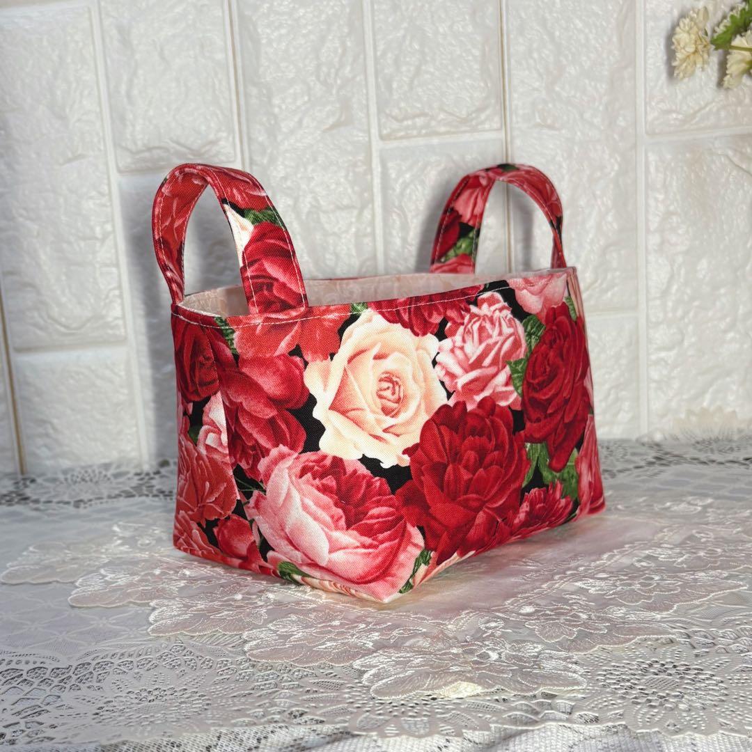 布バスケット小　赤とピンクの薔薇　ハンドメイド