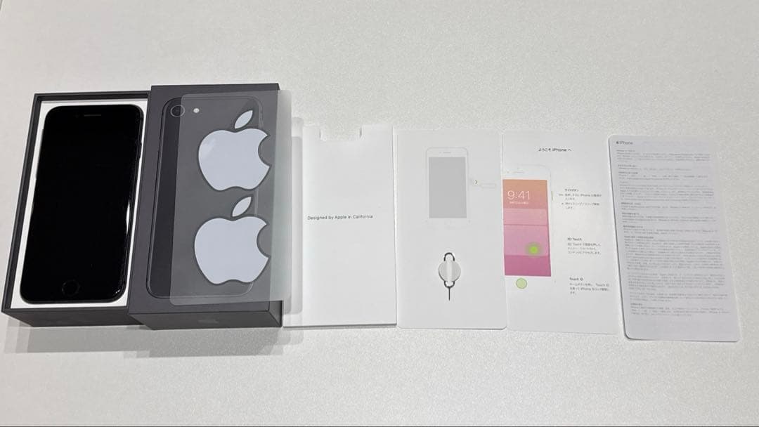 iPhone８64GB