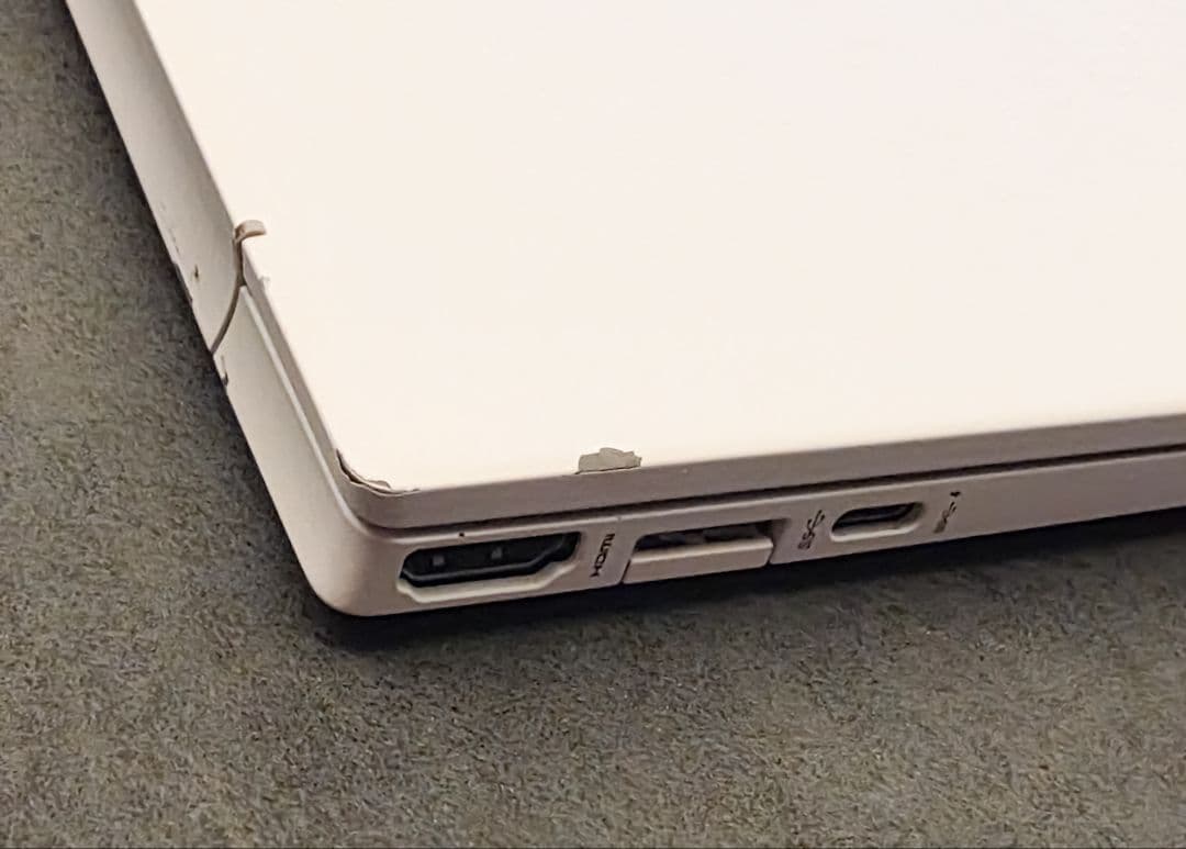 【中古】　HP Pavilion Aero 13 / Ryzen7 / 16GB