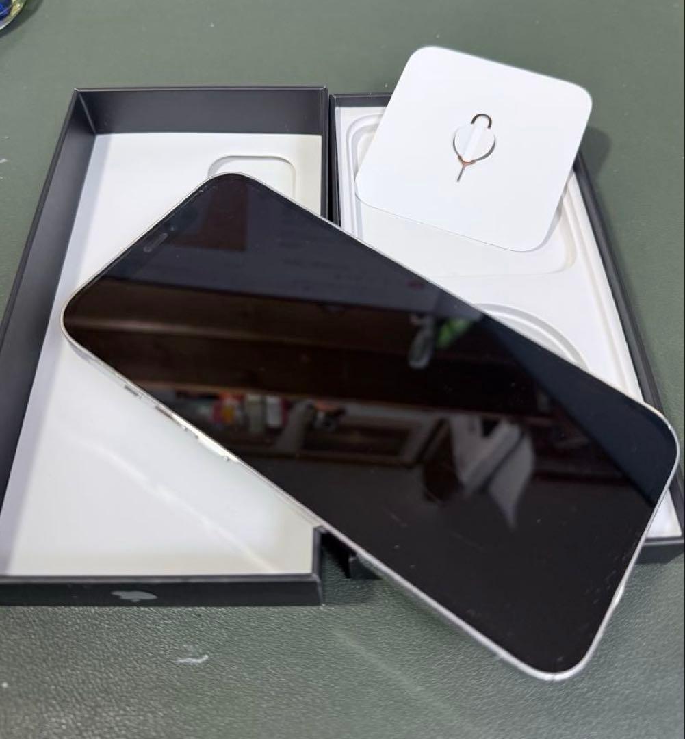 iPhone 12 Pro Max シルバー 128GB SIMフリー