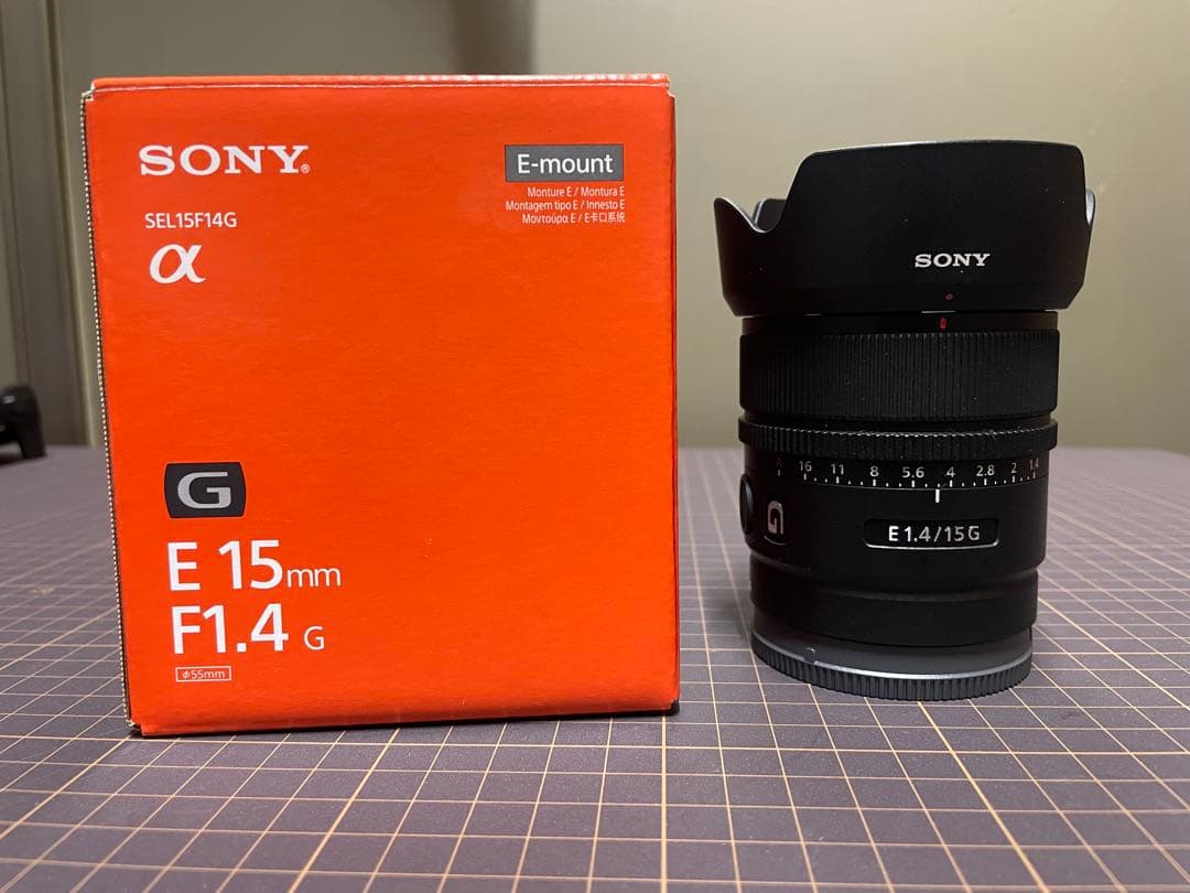SONY E 15mm F1.4 G レンズ　美品