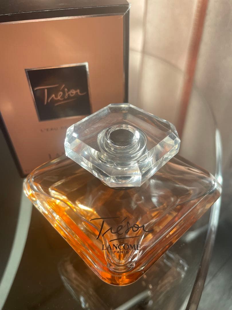 近年購入 トレゾア 100ml 香水 ランコム オーデパルファム　LANCOME
