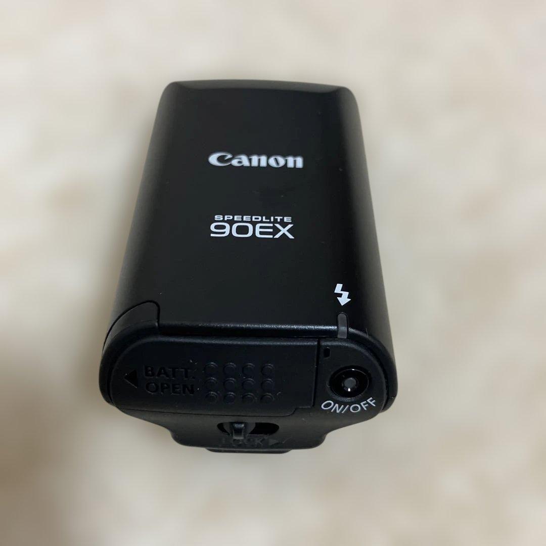【中古】Canon ミラーレスカメラEOS M ホワイト