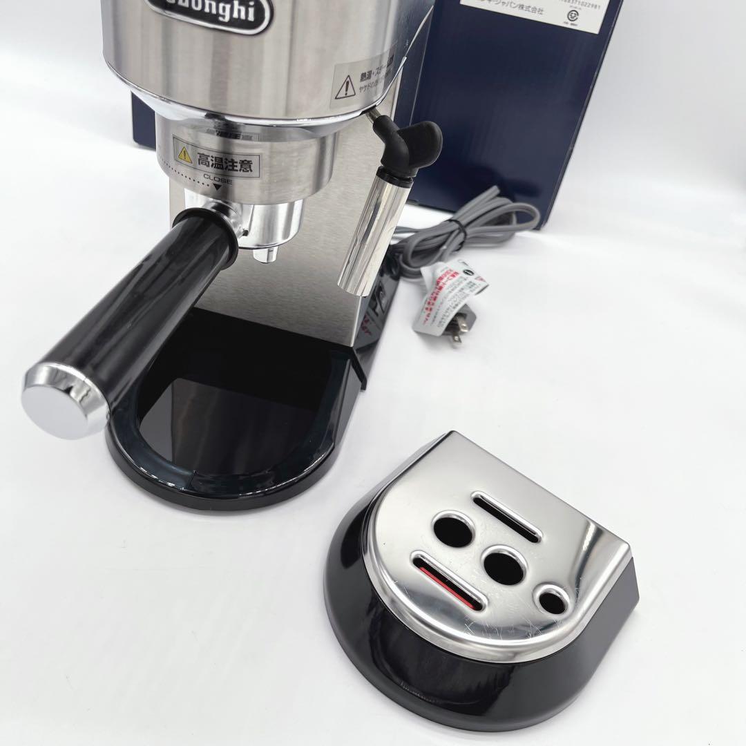 美品 デロンギ デディカ EC680M エスプレッソマシン 家庭用