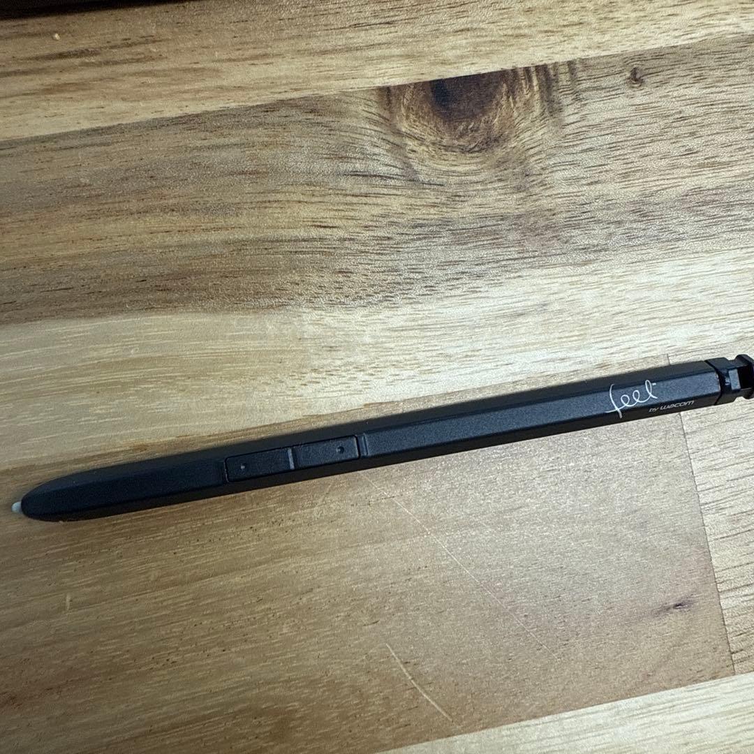富士通 arrows WindowsタブレットWQ2/F1 SSD256GB