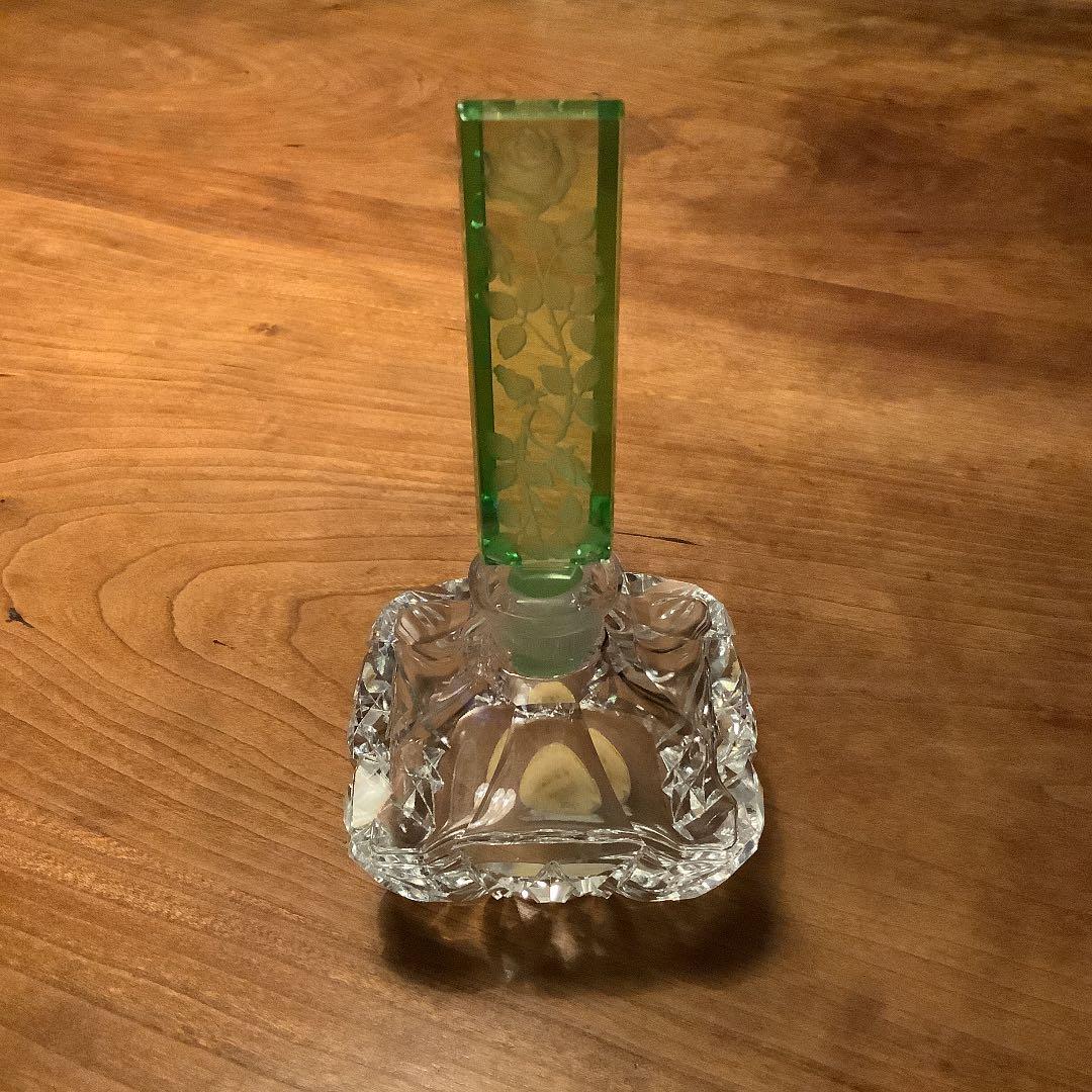 ウランガラス　香水瓶　B
