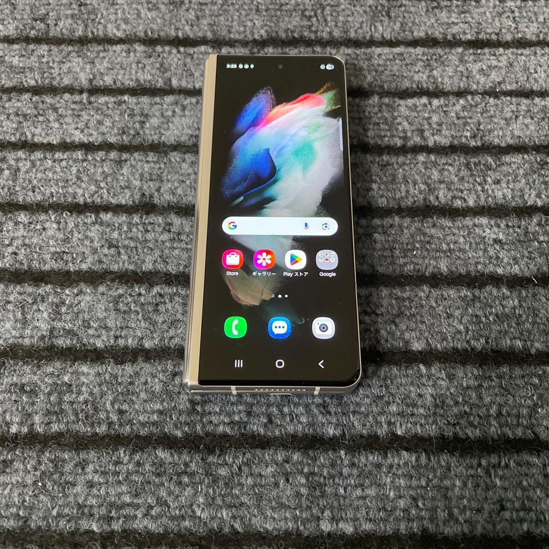 66 Samsung Galaxy ZFold3 256GB SIMフリー