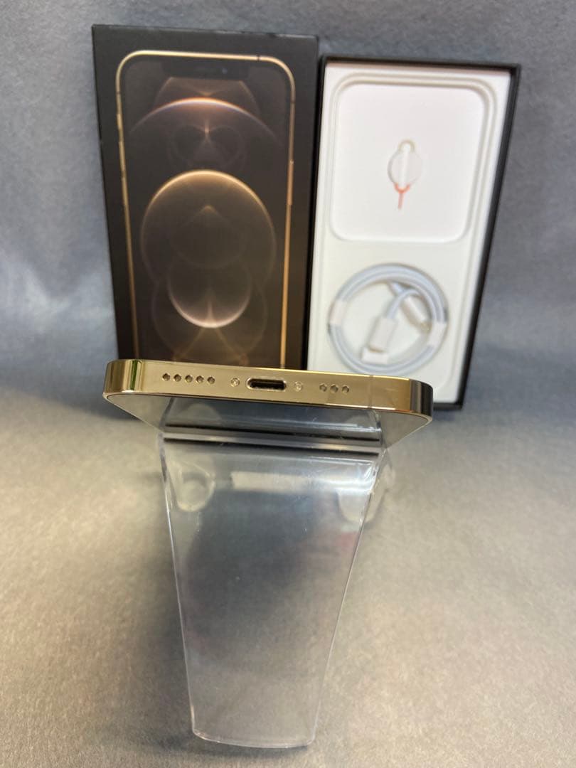 超美品　国内版　SIMフリー　iPhone12 Pro 128GB ゴールド色