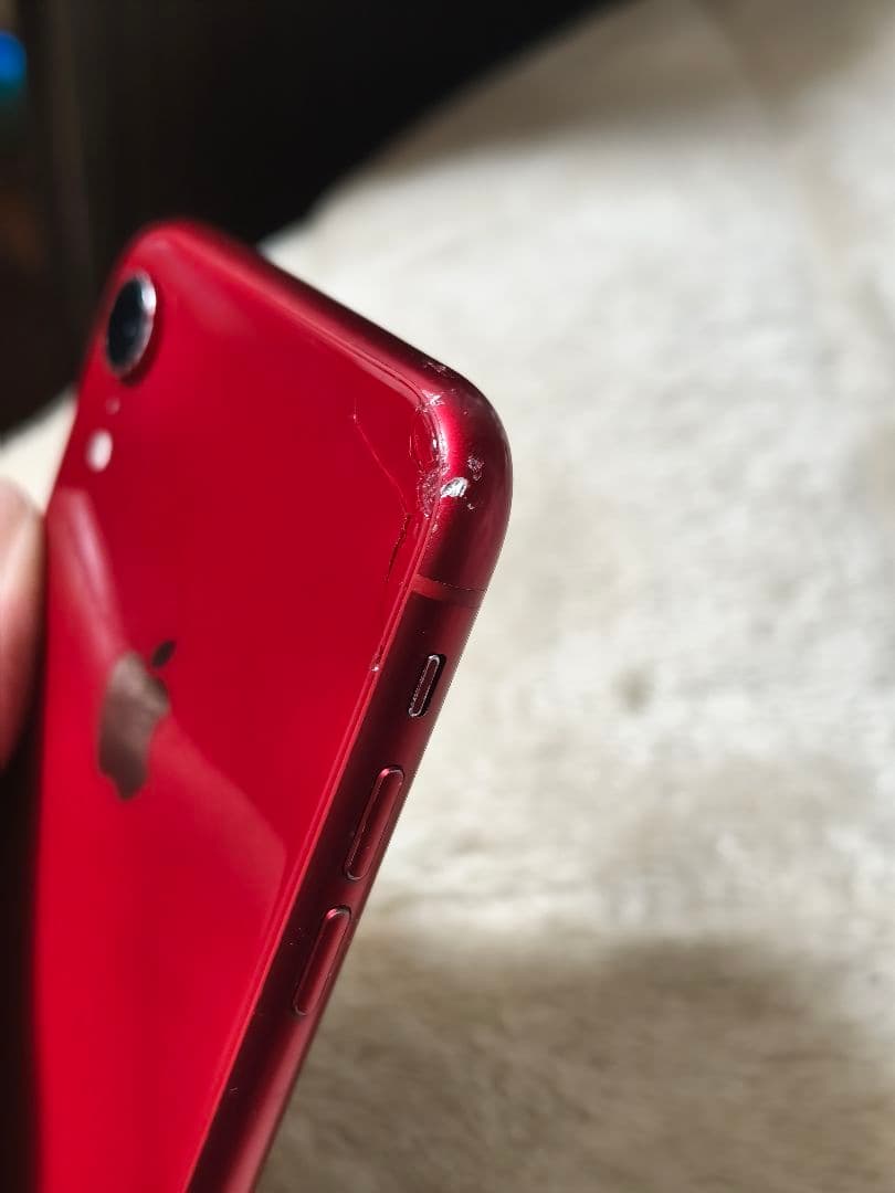 Apple iPhone XR (赤) 背面ひびあり