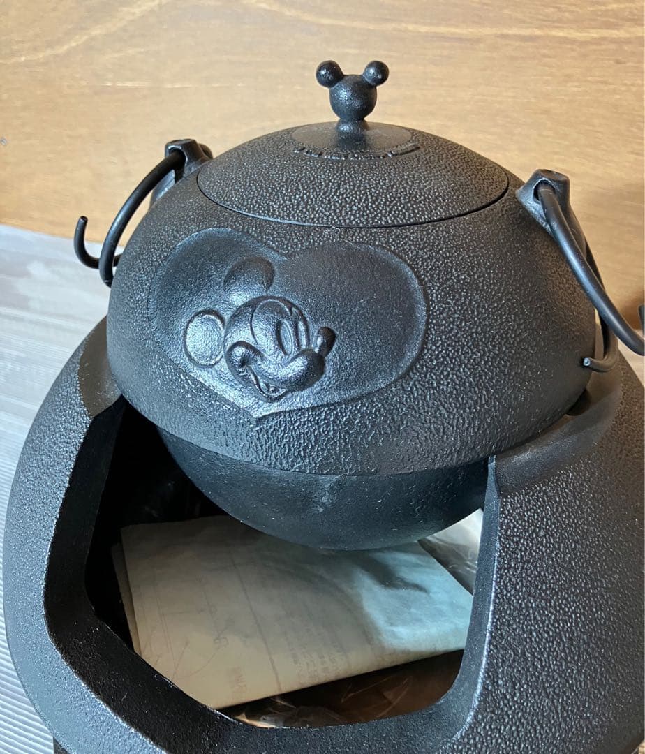 【美品】ミッキーマウス 鉄製茶釜 火箸付き