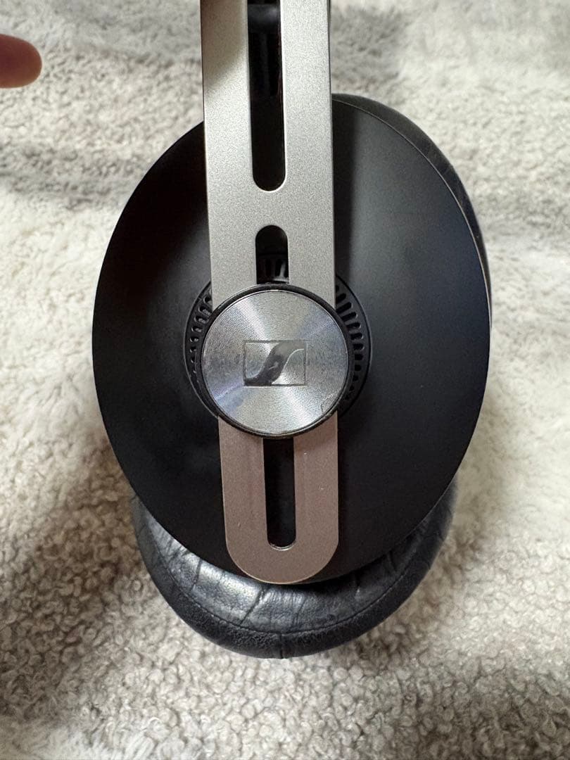 ヘッドホン Sennheiser momentum3